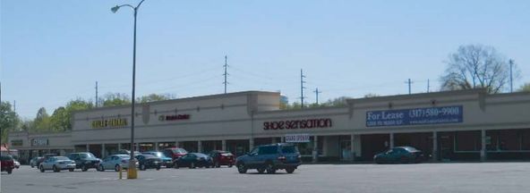 Eastgate Plaza: 3015 E Market St, Logansport, IN 46947